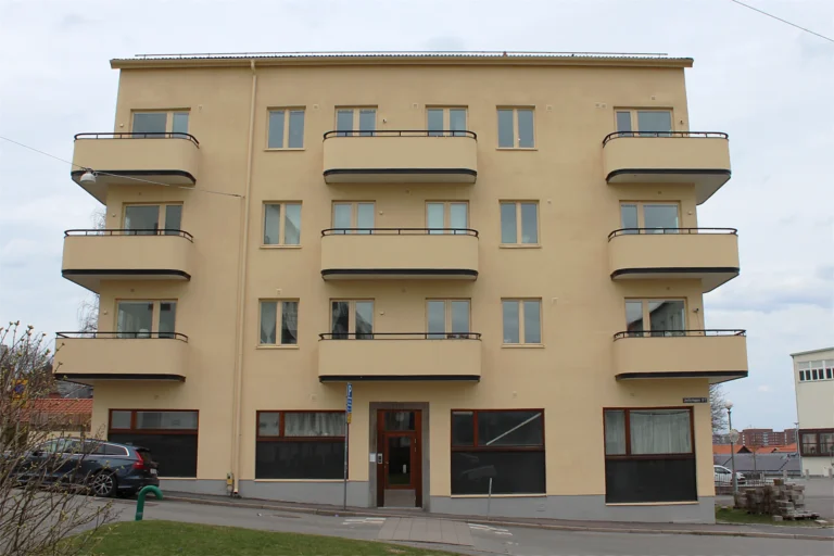 Jordhyttegatan 7, April 2026