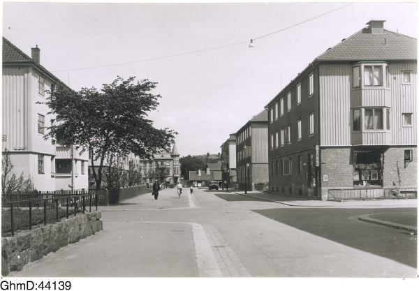 Kustroddaregatan 26, 1945. Foto: Göteborgs konstförlag GhmD 44139